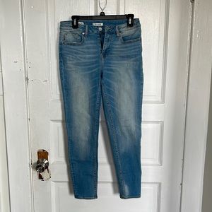 Vigoss Light-wash Jeans